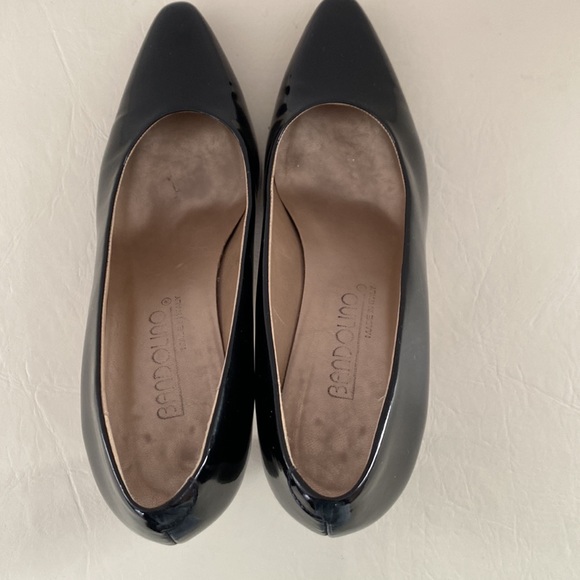 Bandolino black patent heels. Made In Italy. Size 7M. - Picture 8 of 12